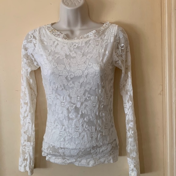 Tops - Cream lace long sleeve top size S